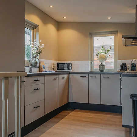 Chalet Houseboat Woude 6 Persons *