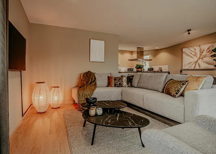 Houseboat Woude 6 Persons Chalet *